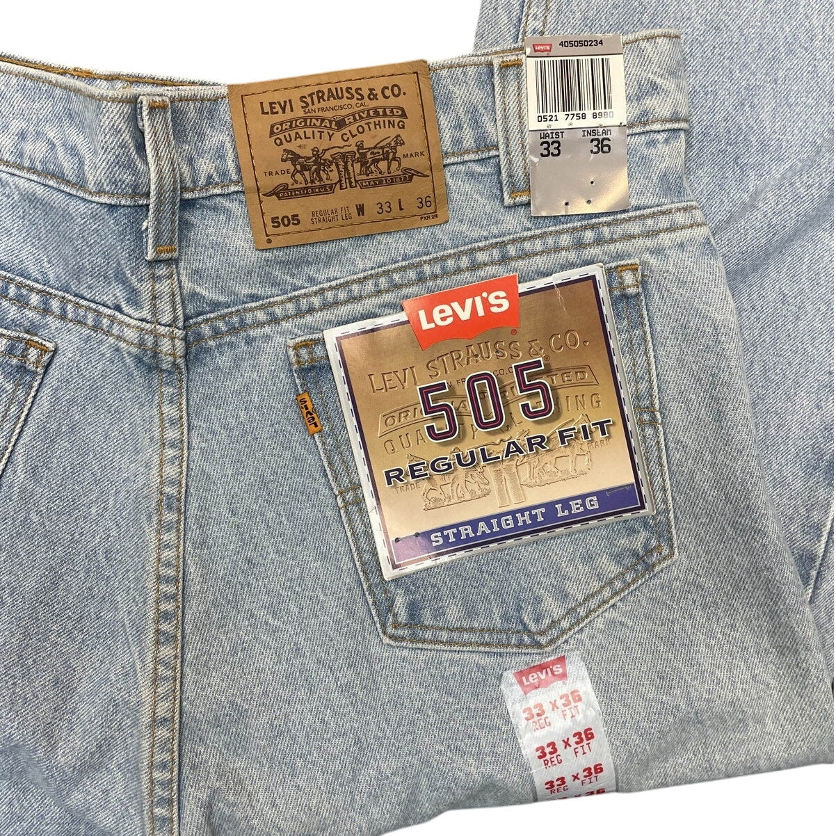 Vintage Levi’s 505 Regular Fit Straight Leg Light Wash