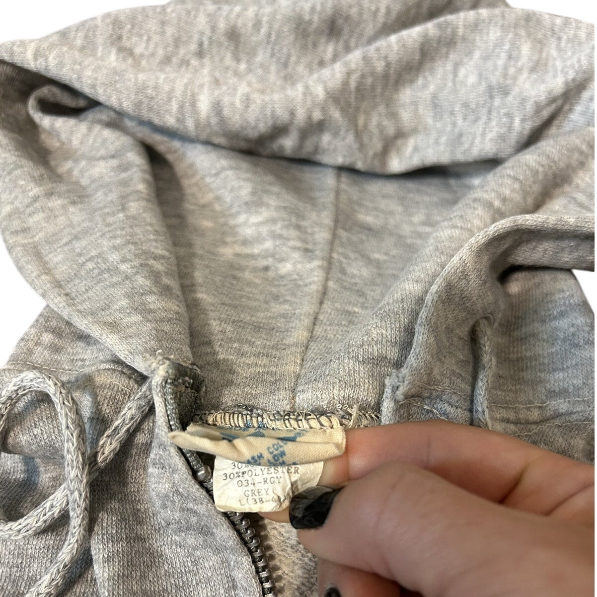 Vintage Women’s 80’s Adidas Zip-Up Hoodie