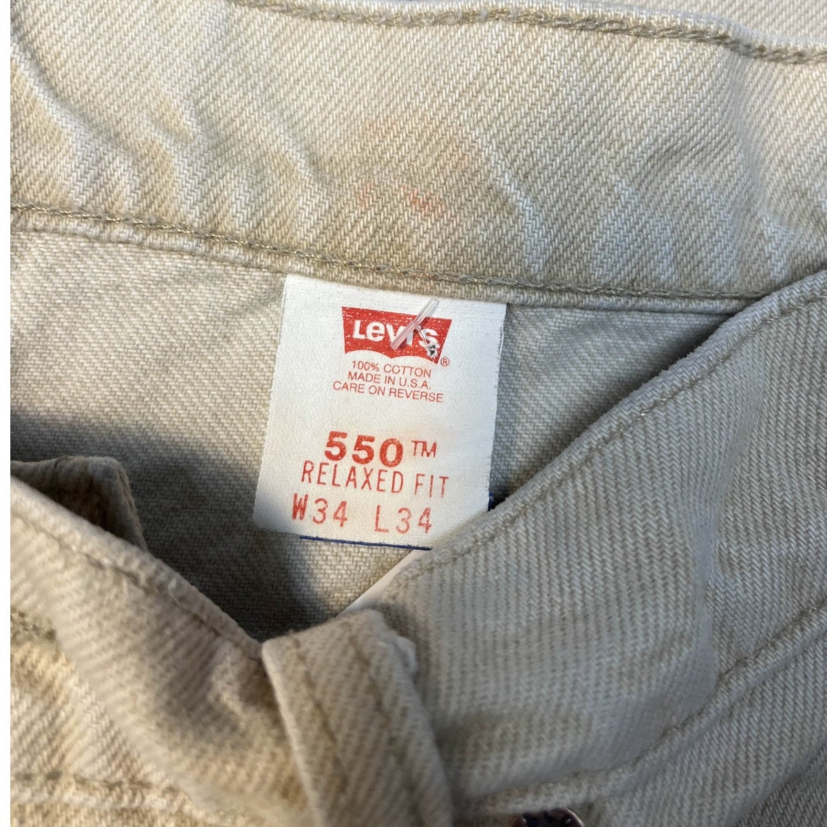 Levi’s 550 Khaki Beige Jeans