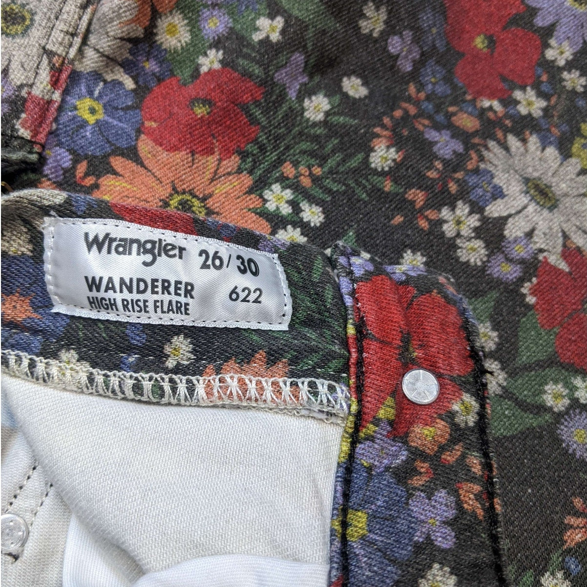 Floral Wrangler Wanderer High Rise Flare