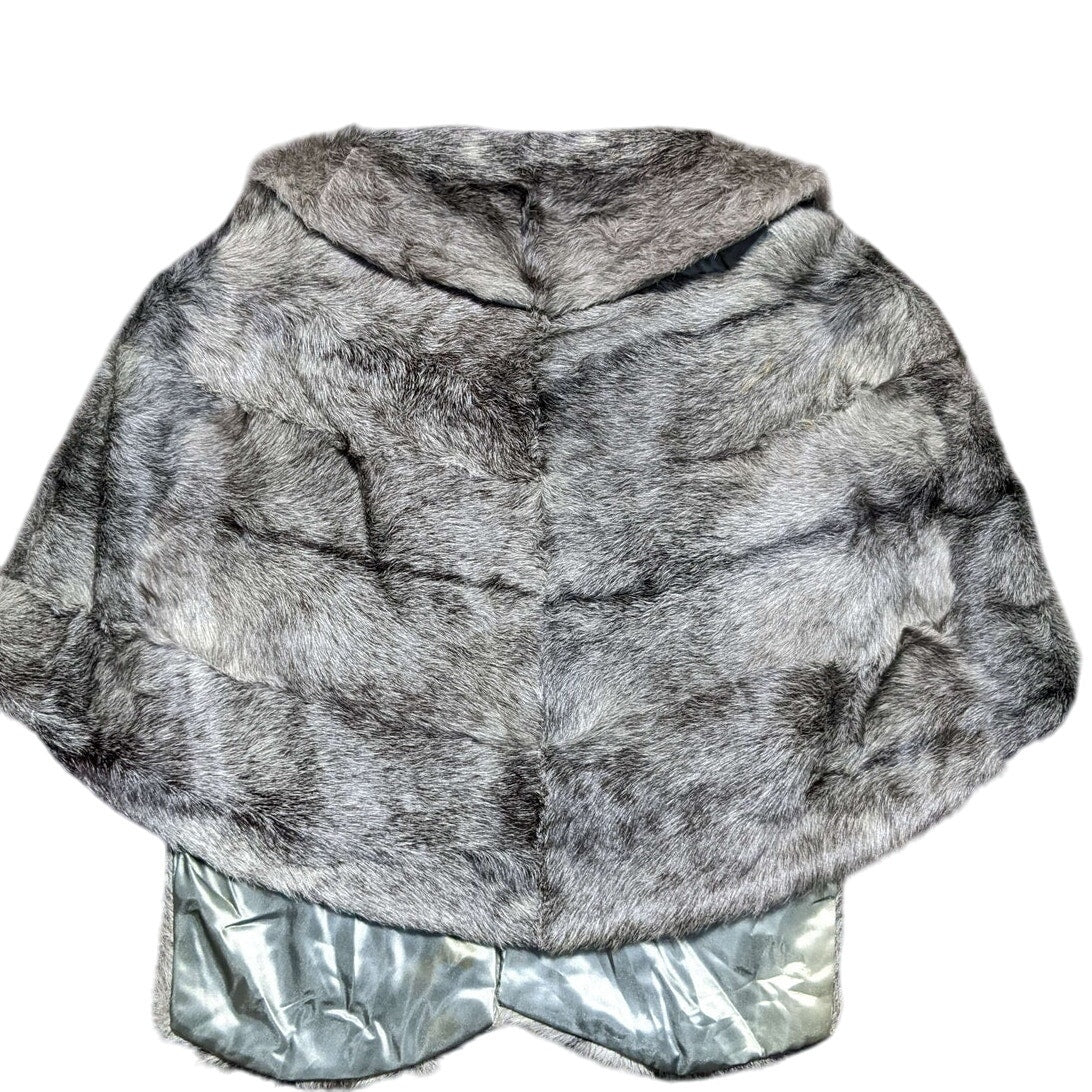 Fred Percz Furs Grey Capelet / Shawl